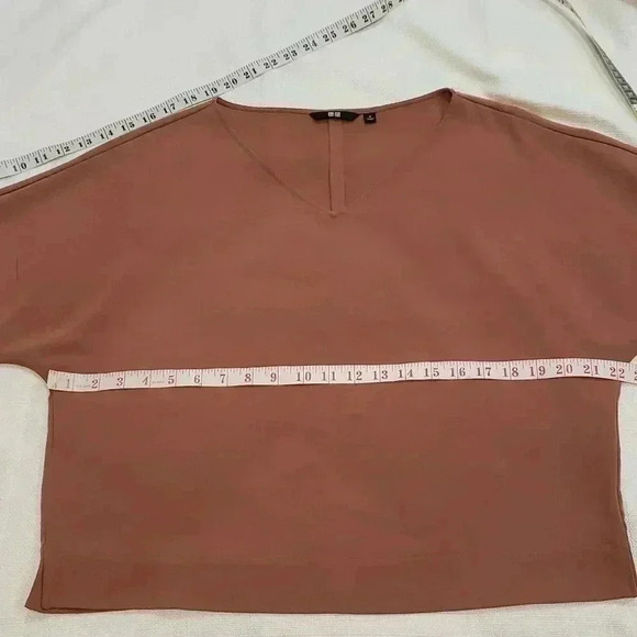 UN1QLO 3/4 Dolman sleeves V neck Blouse Size M - Picture 6 of 7
